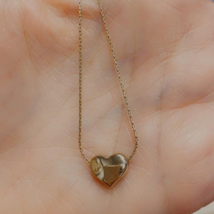 Collana sottile con ciondolo a cuore in acciaio inossidabile