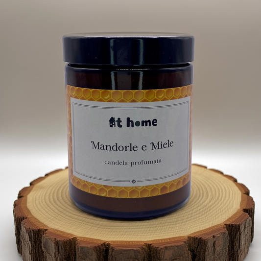 Candela Artigianale in Cera Naturale – Aroma di Mandorle e Miele