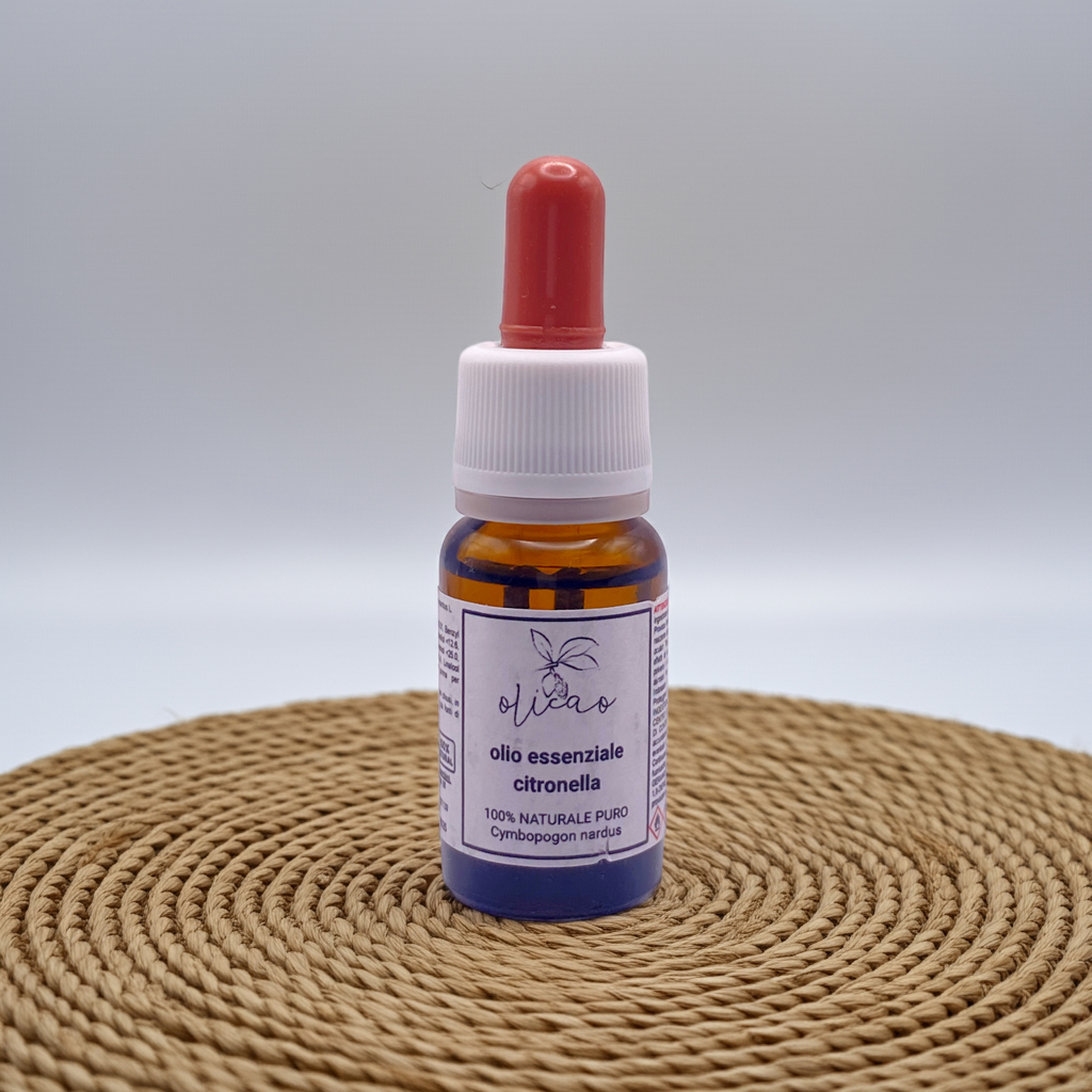Olio essenziale alla citronella
